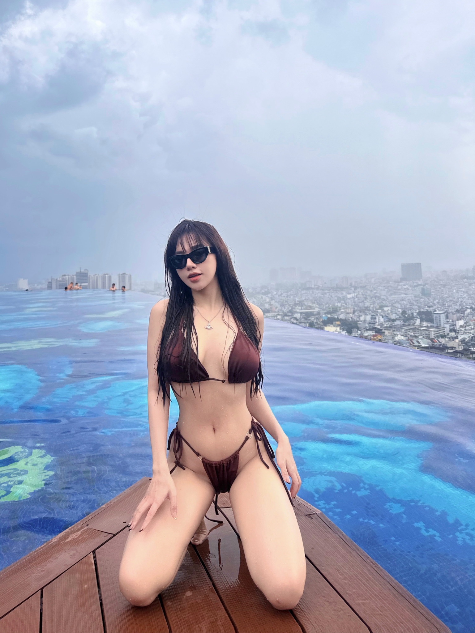 Nguyễn Gia Hân khoe vóc dáng nóng bỏng trong bộ bikini gợi cảm